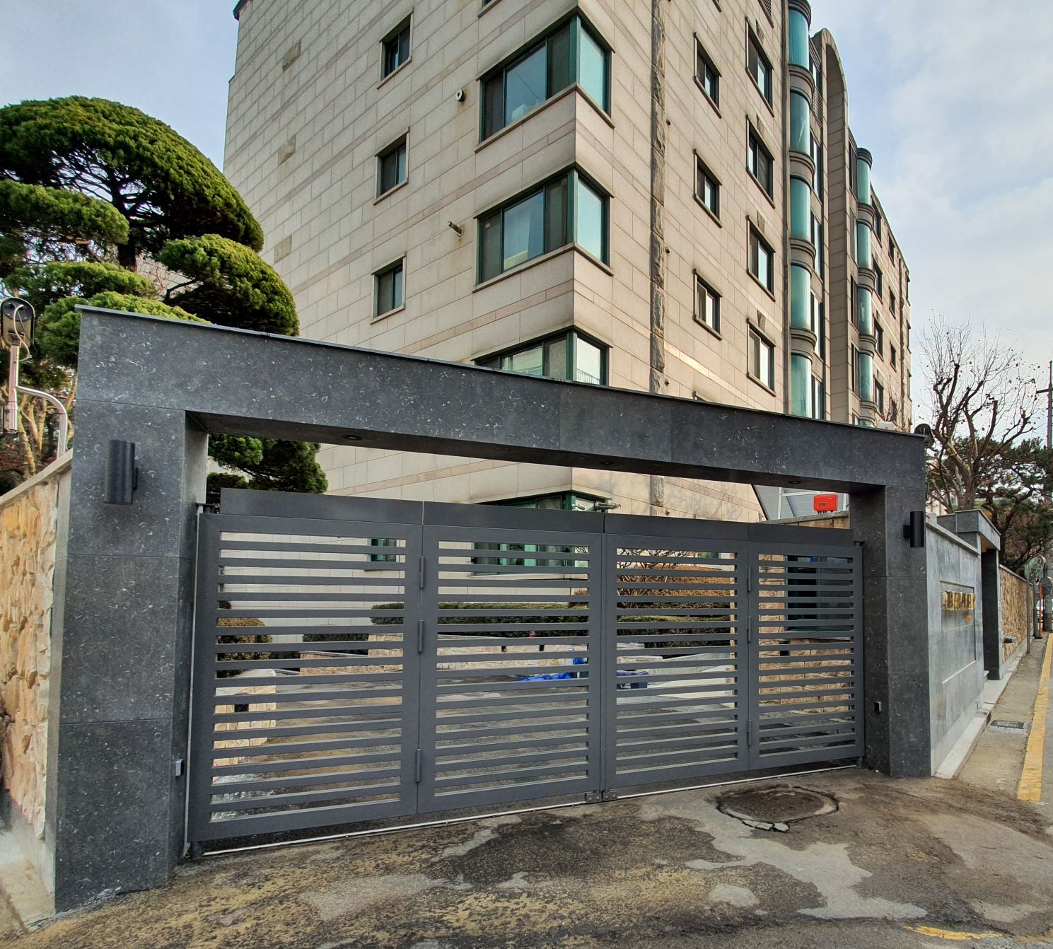 3553582168_RDsfVBG4_f8d3ec46320c9bface94bbe45f4aa174fc73026c.jpg 이미지크게보기