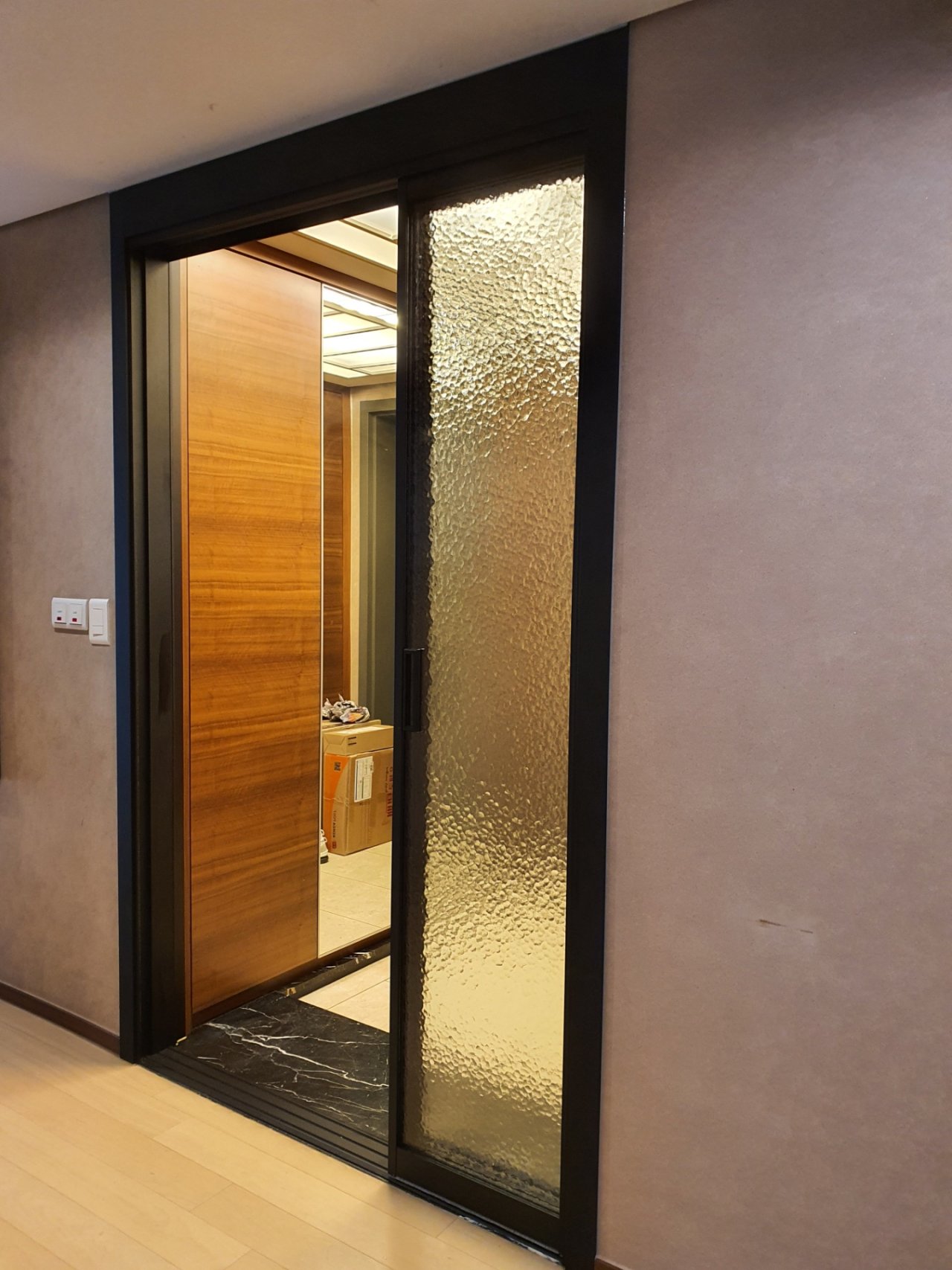 3553582168_UVIyJS5E_22369bc826e14265eec684b235eafab3e42c2794.jpg 이미지크게보기