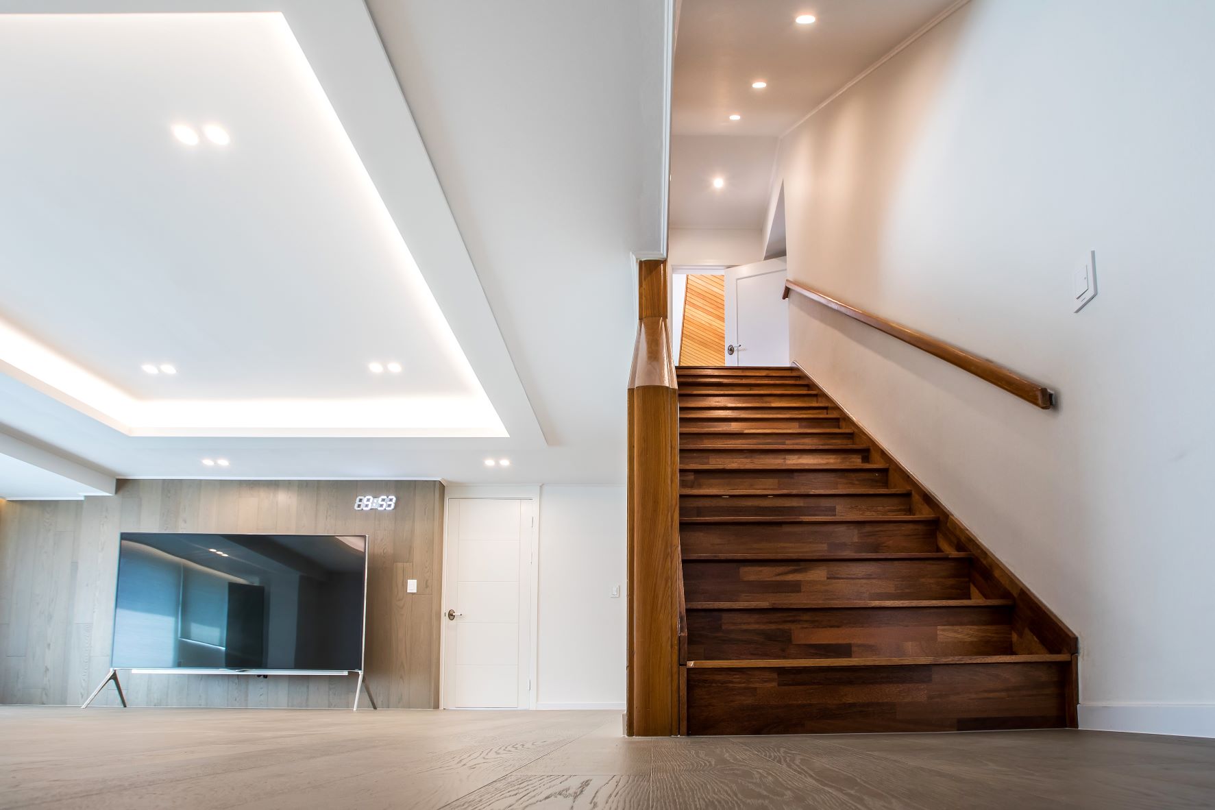 /user/e/eroomdesign/editor/2204/64caaa3a73f79f154f8ba87db1c93ec8_1650249144_8725.jpg 이미지크게보기