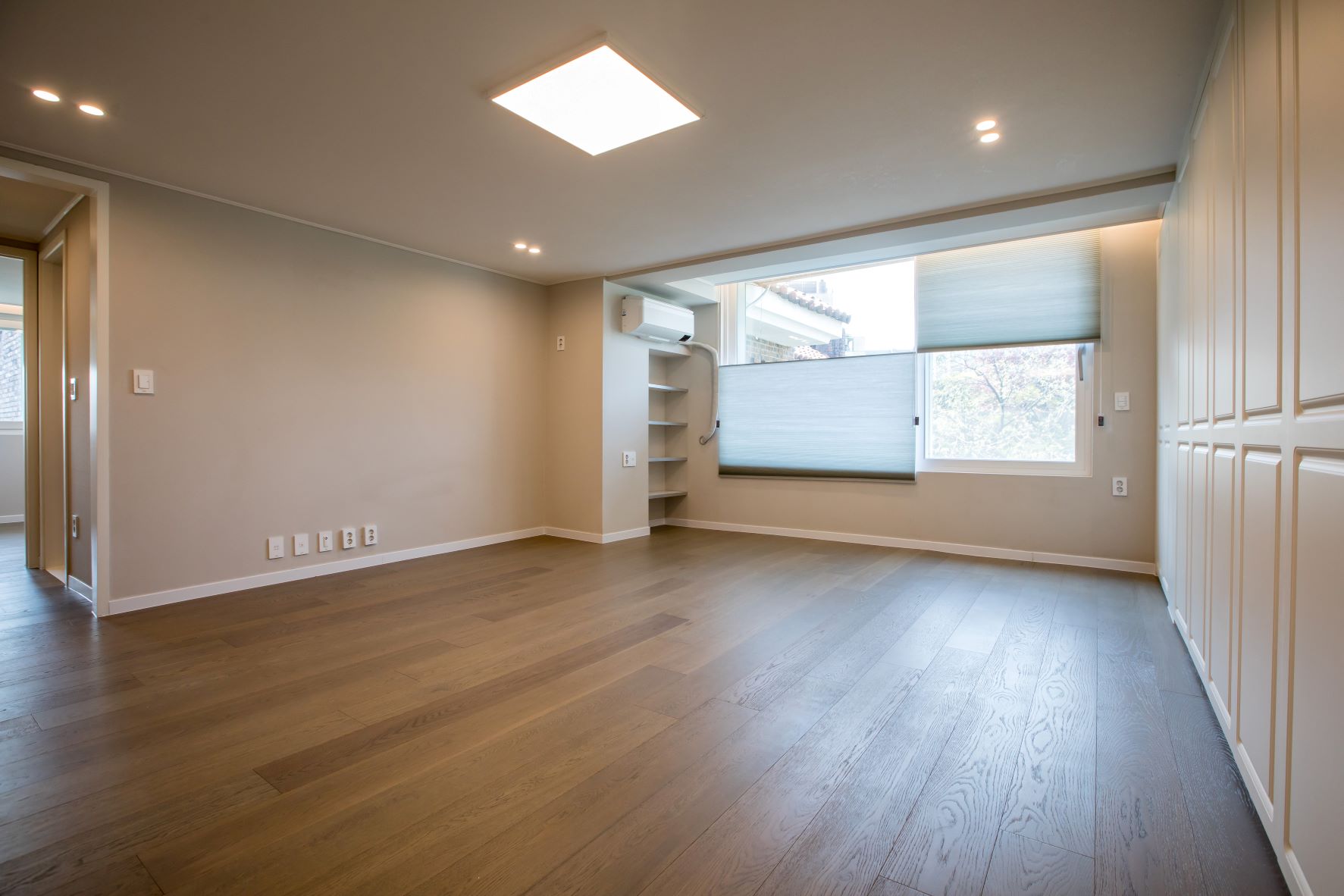 /user/e/eroomdesign/editor/2204/64caaa3a73f79f154f8ba87db1c93ec8_1650249280_2568.jpg 이미지크게보기