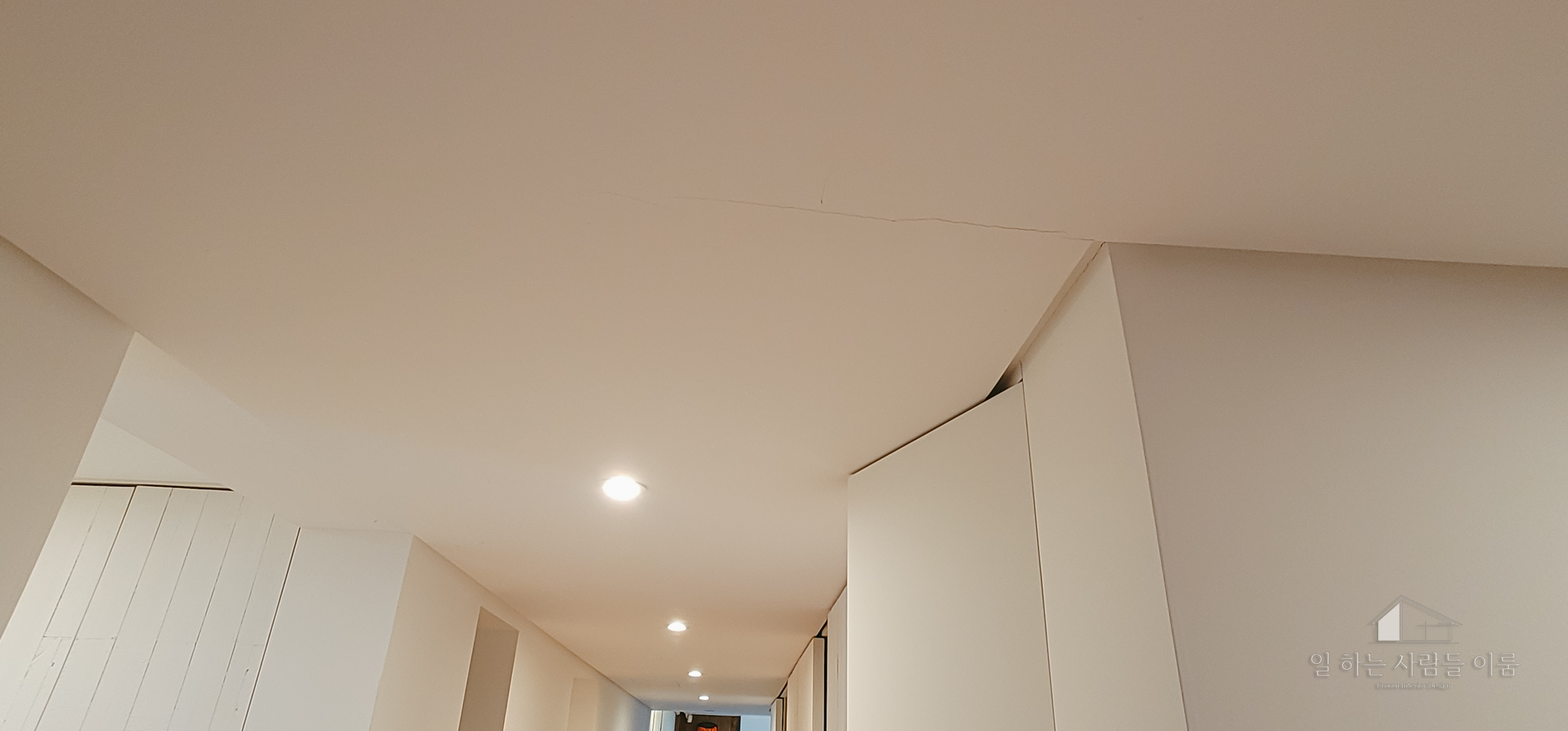 /user/e/eroomdesign/editor/2303/257c5a9a9515455b9c924847ee842f69_1678748541_5497.jpg 이미지크게보기