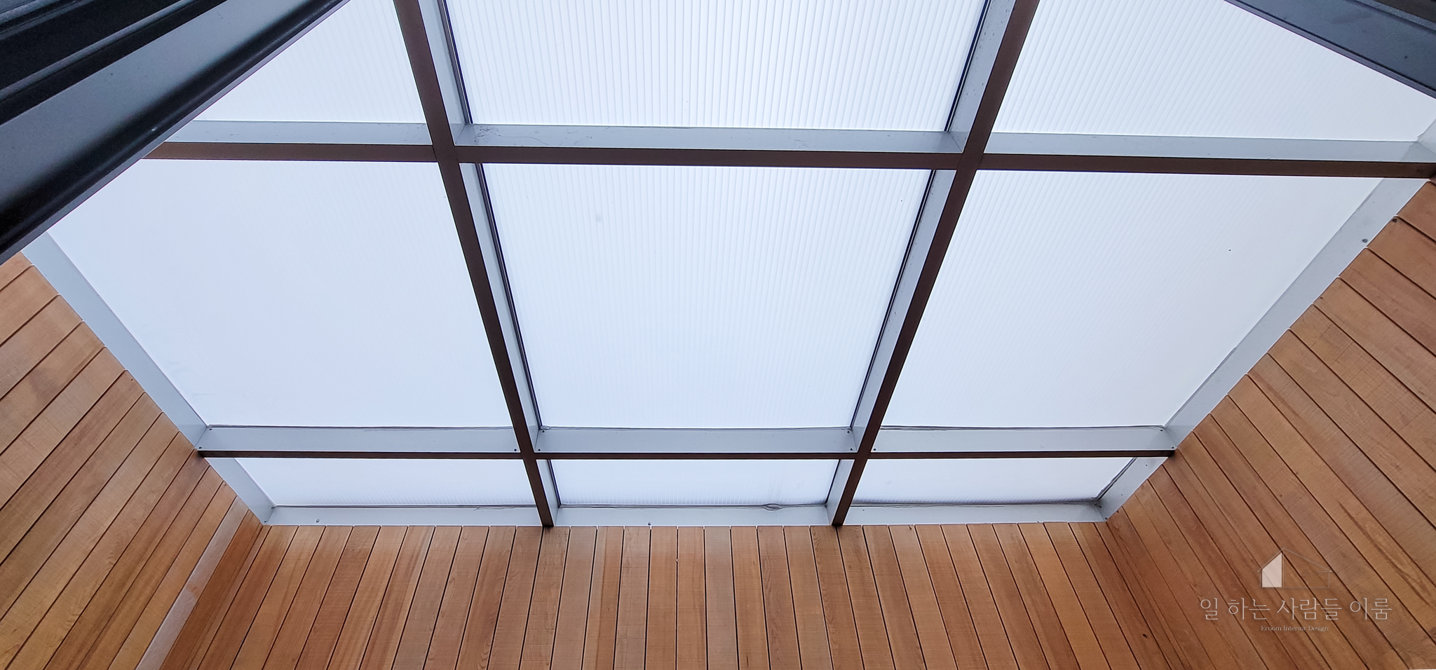 /user/e/eroomdesign/editor/2303/257c5a9a9515455b9c924847ee842f69_1678749291_0035.jpg 이미지크게보기