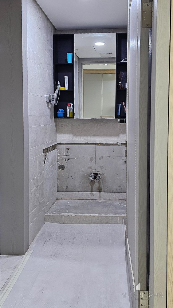 1b7615bbc7231651a87b4b4a29570fbd_1710763041_0082.jpg 1b7615bbc7231651a87b4b4a29570fbd_1710763041_0082.jpg